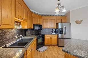 7 15th Vantage St, Campobello, SC 29322 - Photo 13