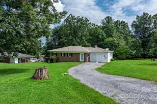 1838 Connelly Springs Rd, Lenoir, NC 28645 - Photo 23