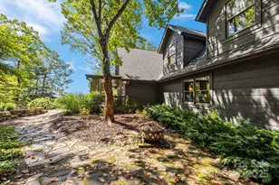 670 Barber Rd, Zirconia, NC 28790 - Photo 11