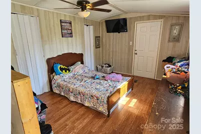 5929 Mourglea Avenue, Connelly Springs, NC 28612 - Photo 35