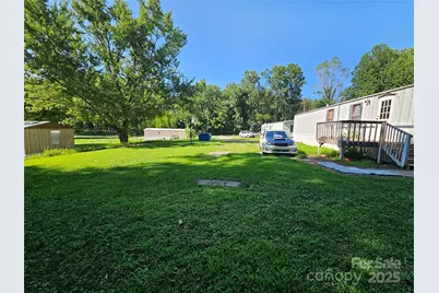 5929 Mourglea Avenue, Connelly Springs, NC 28612 - Photo 3