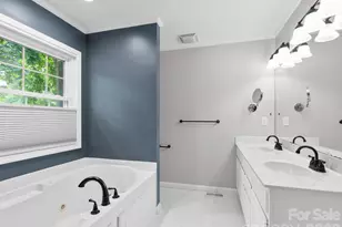 31 Lela Johnson Ln, Asheville, NC 28803 - Photo 13