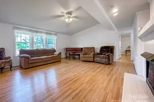 51 Kenneth Cooper Rd, Whittier, NC 28789 - Photo 9