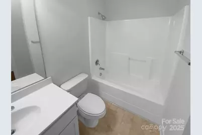 1031 Skyline View Way, Charlotte, NC 28204 - Photo 7