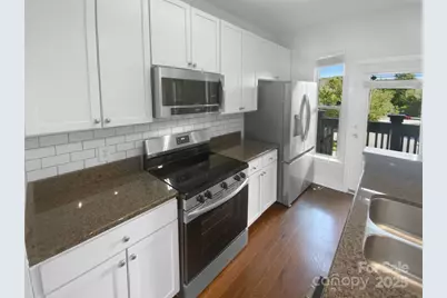 1031 Skyline View Way, Charlotte, NC 28204 - Photo 15