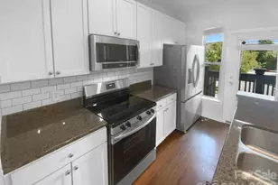 1031 Skyline View Way, Charlotte, NC 28204 - Photo 13