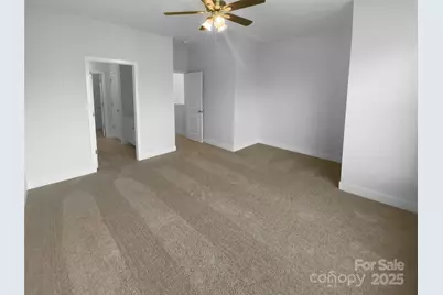 1031 Skyline View Way, Charlotte, NC 28204 - Photo 17