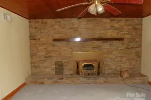 620 Hutch Mountain Rd, Fletcher, NC 28732 - Photo 7