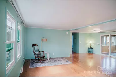 402 Deerfield Court, Hendersonville, NC 28792 - Photo 11