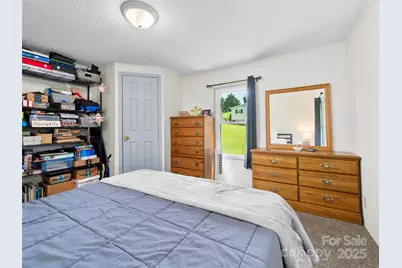 200 Cranbrook Circle, Hendersonville, NC 28792 - Photo 21