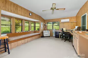 200 Cranbrook Cir, Hendersonville, NC 28792 - Photo 19