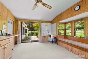 200 Cranbrook Cir, Hendersonville, NC 28792 - Photo 17