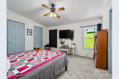 200 Cranbrook Circle, Hendersonville, NC 28792 - Photo 25