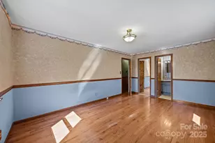 473 Eli Capps Rd, Zirconia, NC 28790 - Photo 23