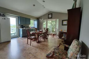 545 Summit Rd, Tryon, NC 28782 - Photo 7