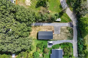 182 Porter Rd, Asheville, NC 28803 - Photo 3