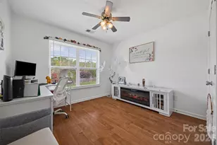 1805 Crabapple Tree Ln, Charlotte, NC 28214 - Photo 19