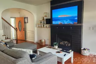 1805 Crabapple Tree Ln, Charlotte, NC 28214 - Photo 3