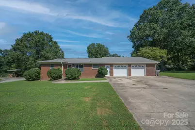 505 Rogers Lake Road E, Kannapolis, NC 28083 - Photo 3