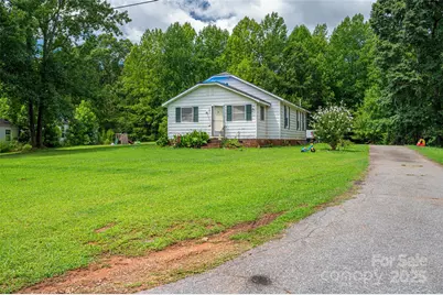 1218 W Highview Lane, Lincolnton, NC 28092 - Photo 9