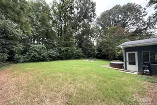 1600 Paddock Cir, Charlotte, NC 28209 - Photo 29
