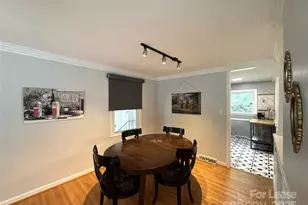 1600 Paddock Cir, Charlotte, NC 28209 - Photo 5