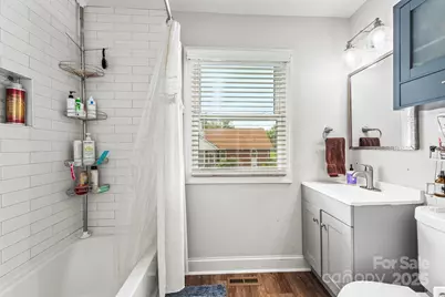 909 September Lane, Charlotte, NC 28208 - Photo 13