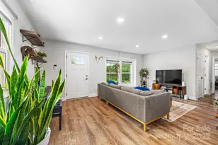 909 September Ln, Charlotte, NC 28208 - Photo 5