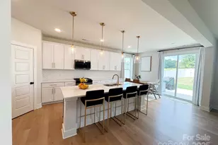 11012 N Cmns Dr, Charlotte, NC 28213 - Photo 37