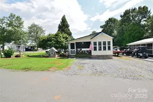 101 Hummingbird Cir, New London, NC 28127 - Photo 3