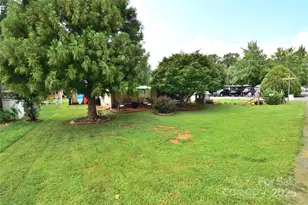 101 Hummingbird Cir, New London, NC 28127 - Photo 7