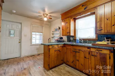 327 Woodside Drive, Shelby, NC 28150 - Photo 11