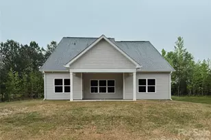 3065 Meadowcrest Dr, Clover, SC 29710 - Photo 3