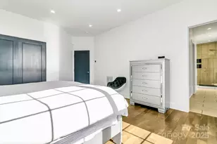 215 E Oakview Rd, Asheville, NC 28806 - Photo 21