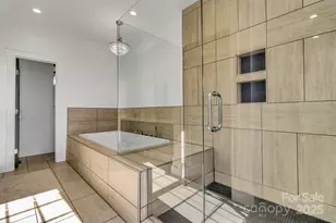 215 E Oakview Rd, Asheville, NC 28806 - Photo 23