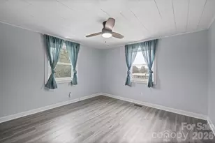 2310 24th Ave NE, Hickory, NC 28601 - Photo 17