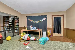 304 Deerchase Cir, Statesville, NC 28625 - Photo 5