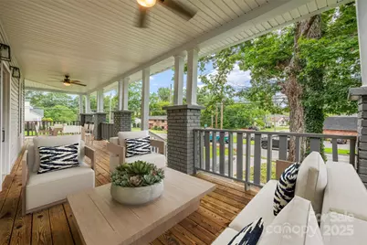 806 4th Street Drive NW, Hickory, NC 28601 - Photo 3