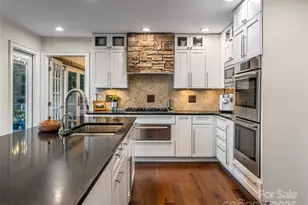 1 Sunset View, Asheville, NC 28804 - Photo 15