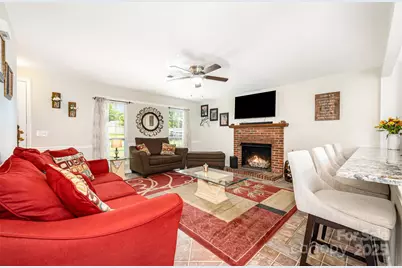 2424 Castlecomer Drive, Charlotte, NC 28262 - Photo 3