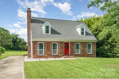 2424 Castlecomer Drive, Charlotte, NC 28262 - Photo 1