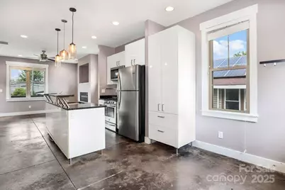 26 Mount Clare Avenue, Asheville, NC 28801 - Photo 7