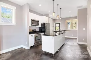 26 Mt Clare Ave, Asheville, NC 28801 - Photo 9