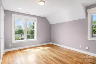 26 Mt Clare Ave, Asheville, NC 28801 - Photo 17