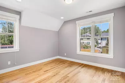 26 Mount Clare Avenue, Asheville, NC 28801 - Photo 19