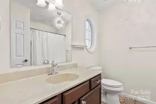 315 Charlestown Dr, Hendersonville, NC 28792 - Photo 15