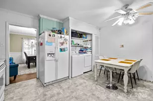 710 Owens Dr, Gastonia, NC 28054 - Photo 17