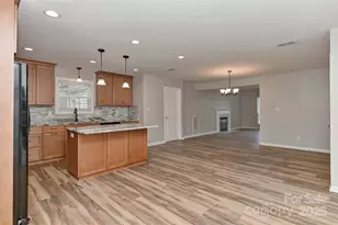 8056 Hunley Ridge Rd, Matthews, NC 28104 - Photo 5