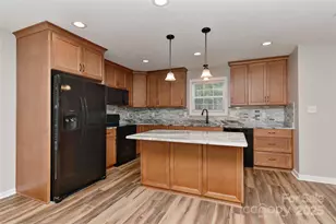 8056 Hunley Ridge Rd, Matthews, NC 28104 - Photo 9