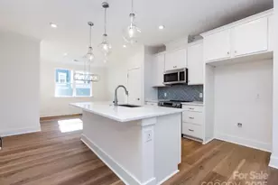 6027 Pivot Ct, Charlotte, NC 28205 - Photo 1